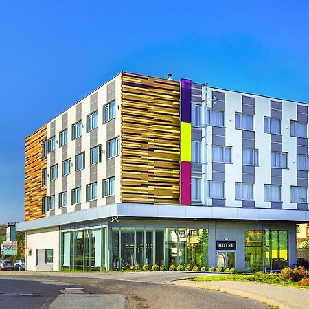 Qubus Hotel Żory Exteriér fotografie