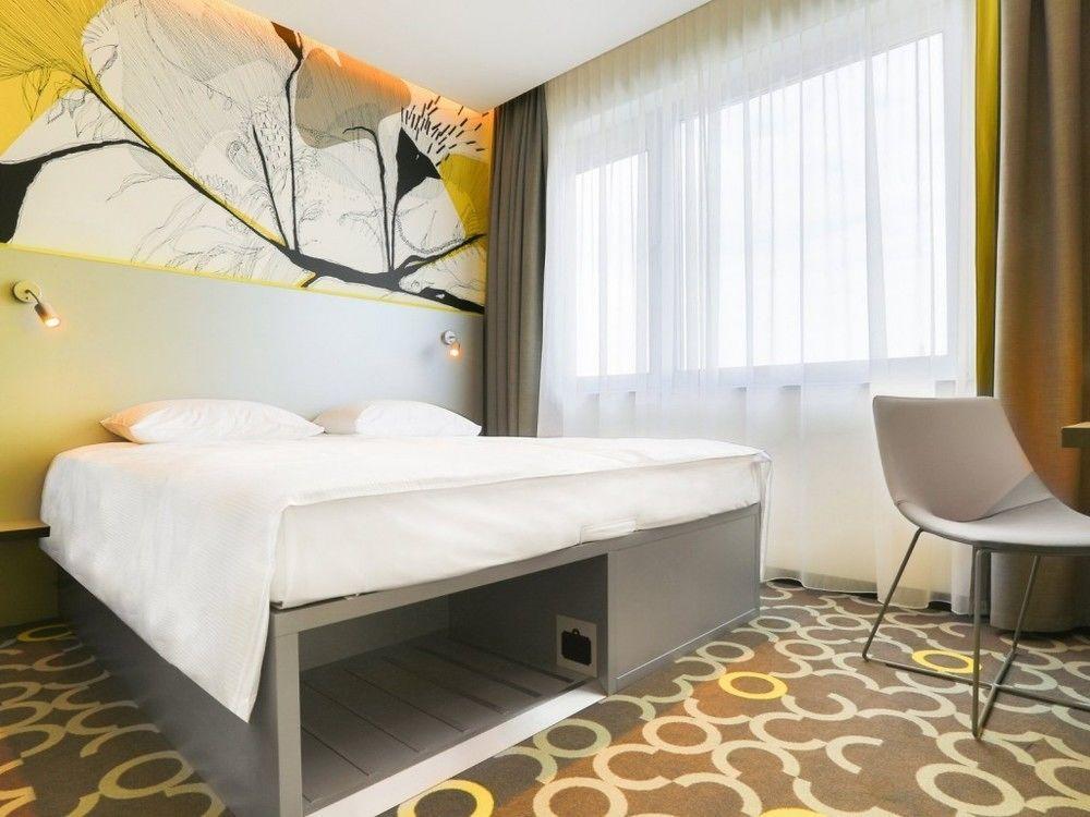Qubus Hotel Żory Exteriér fotografie
